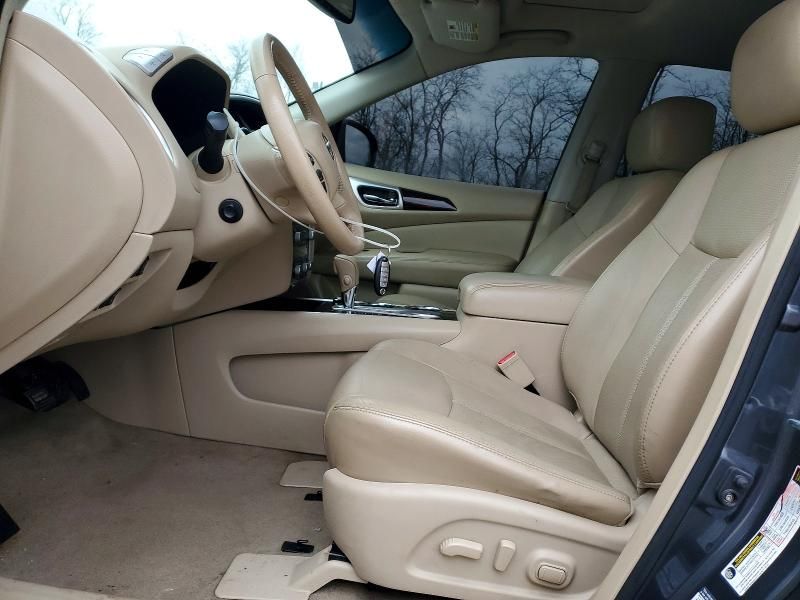 2013 Nissan Pathfinder s