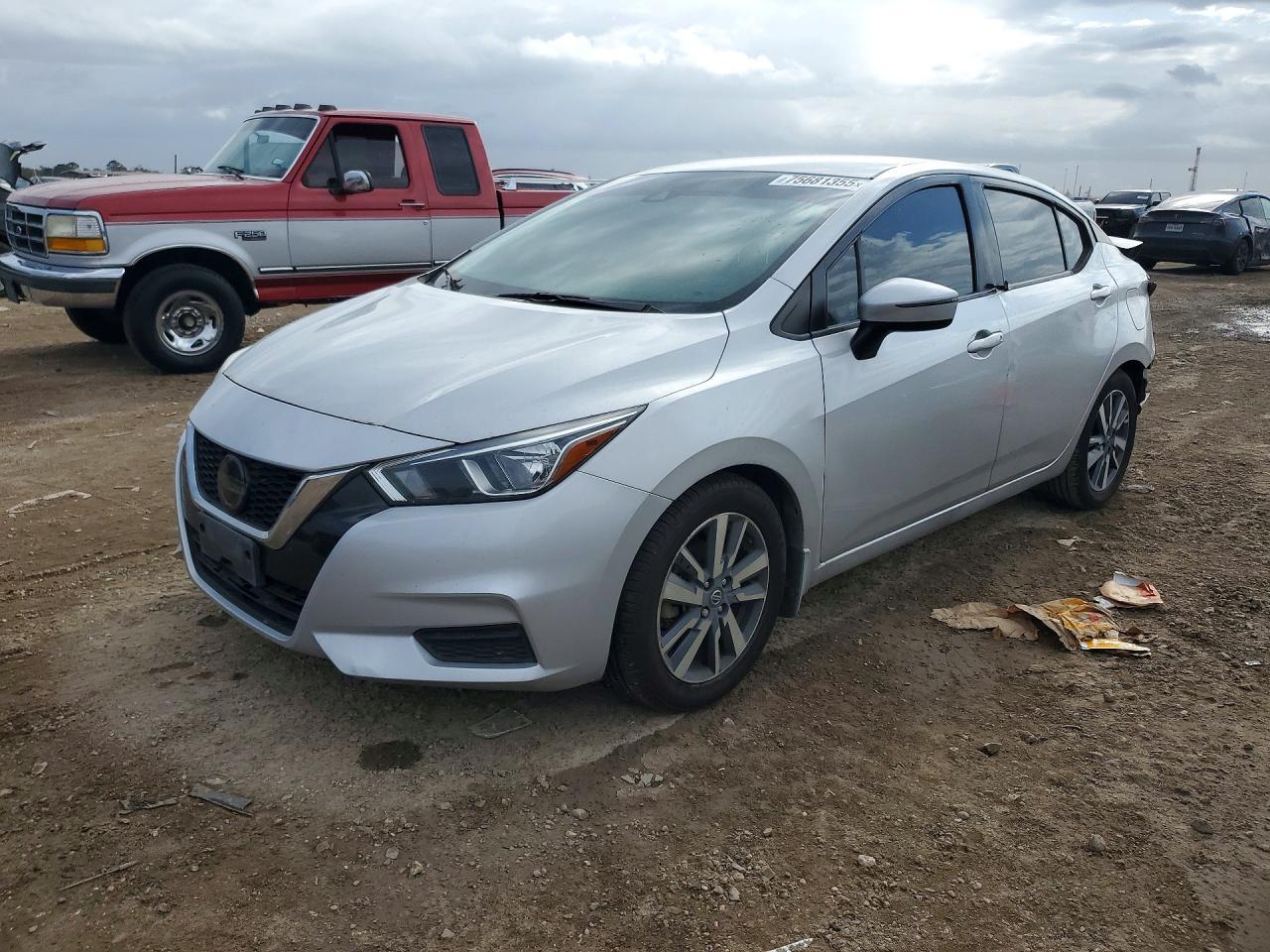 2020 Nissan Versa sv