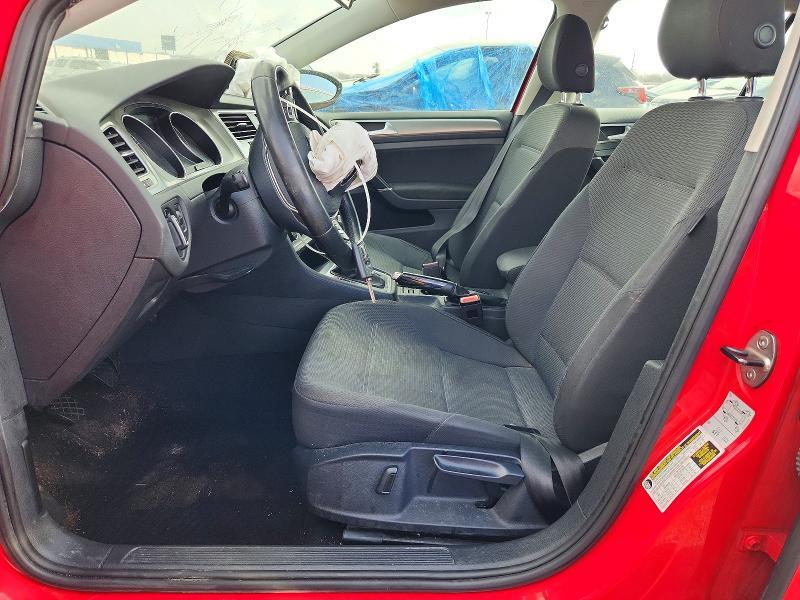 2016 Volkswagen Golf s