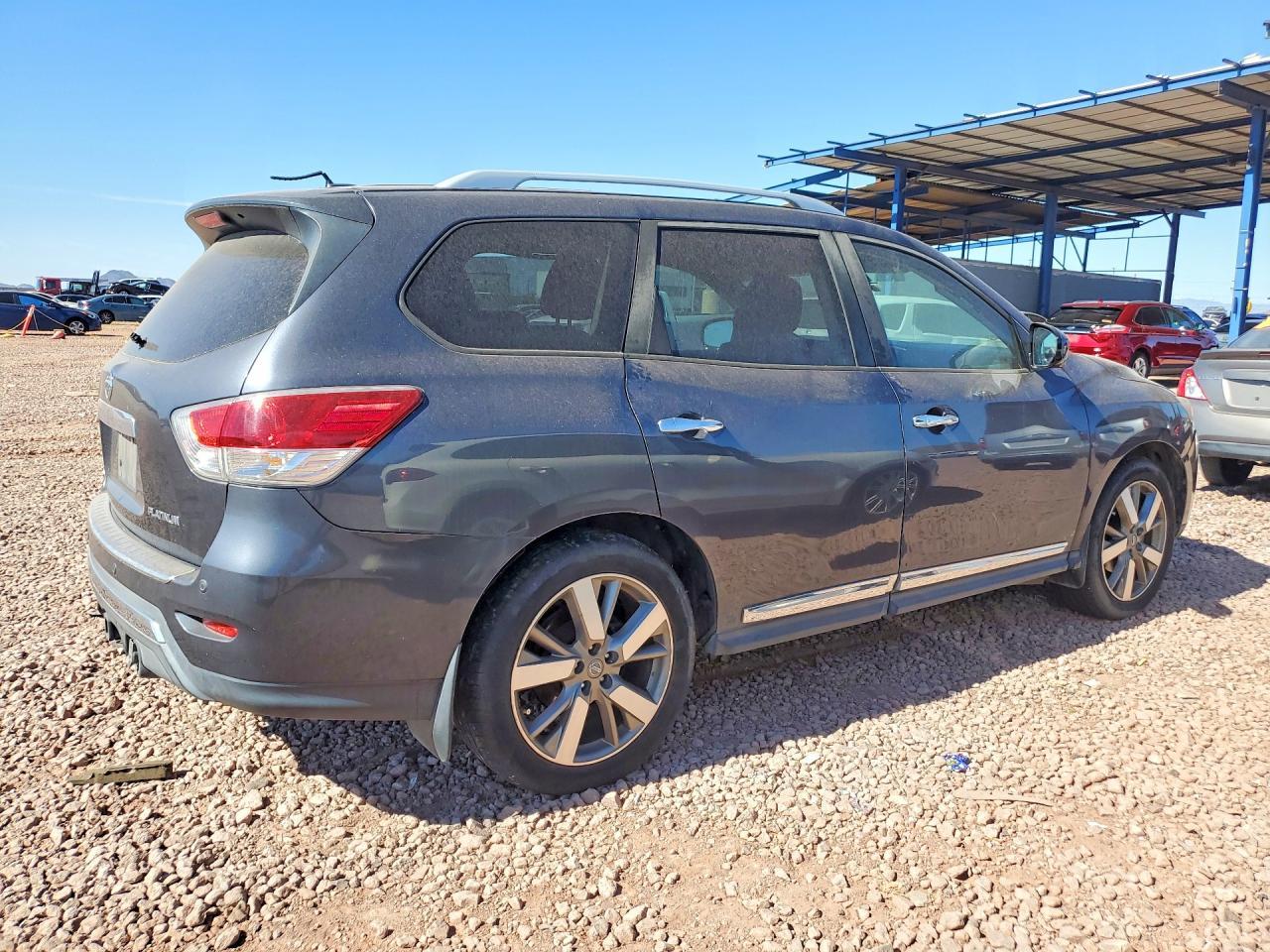 2014 Nissan Pathfinder s