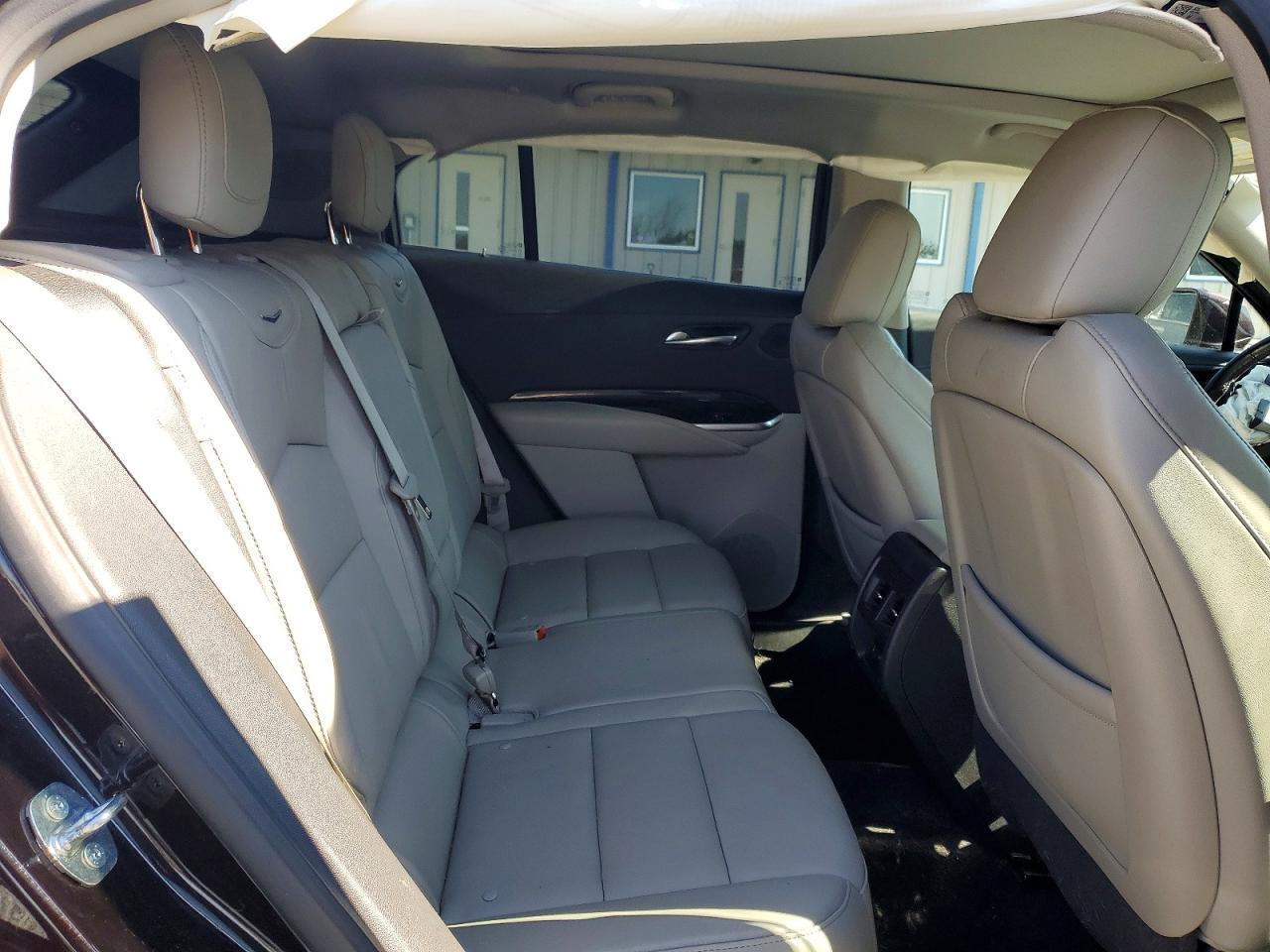 2020 Cadillac XT4 Premium Luxury