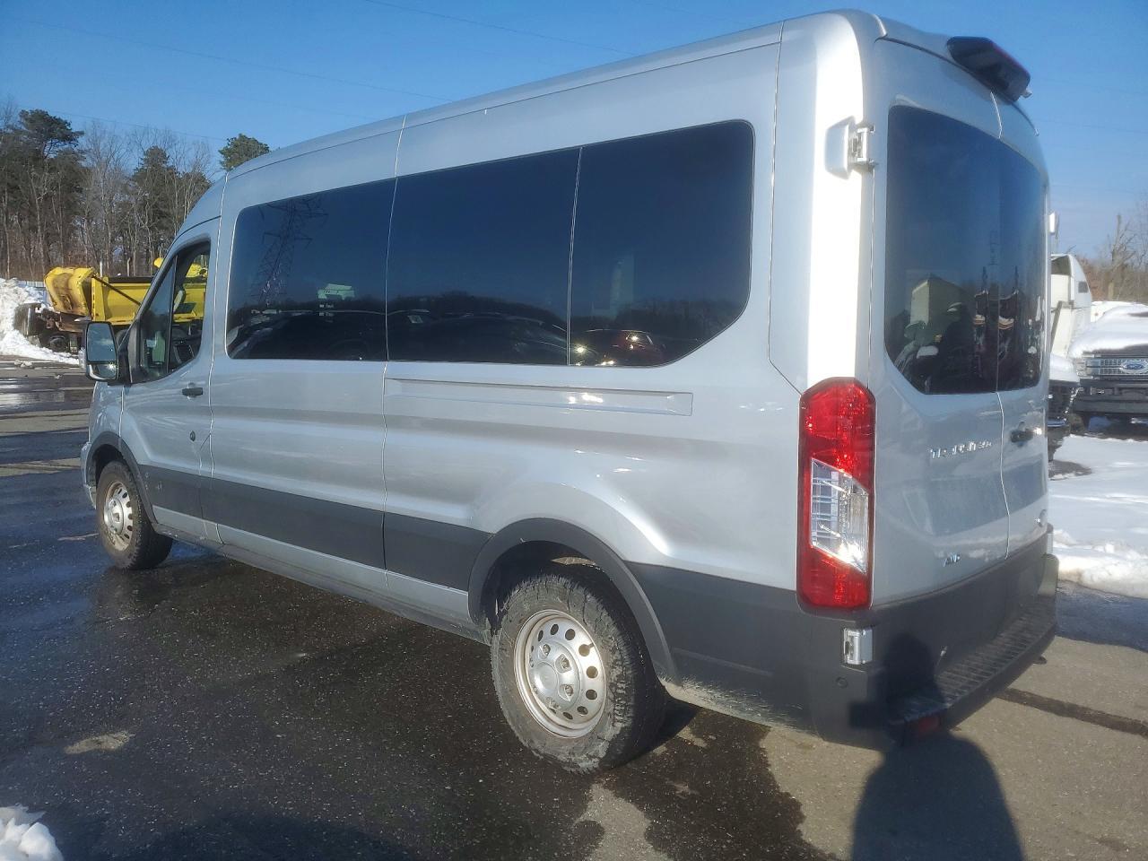 2025 Ford Transit T-350