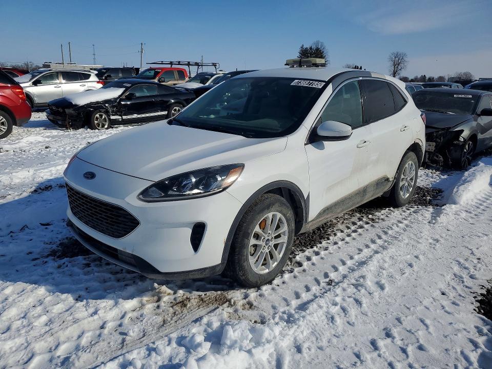 2020 Ford Escape se