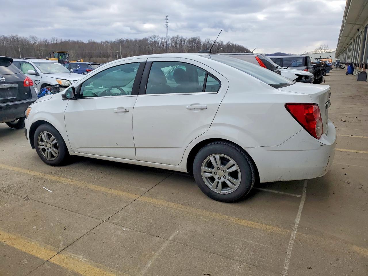 2016 Chevrolet Sonic lt