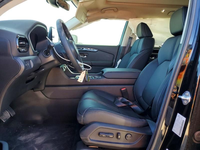 2025 Honda Pilot Touring