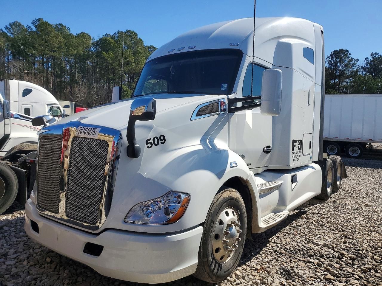 2018 Kenworth T680 Semi Truck