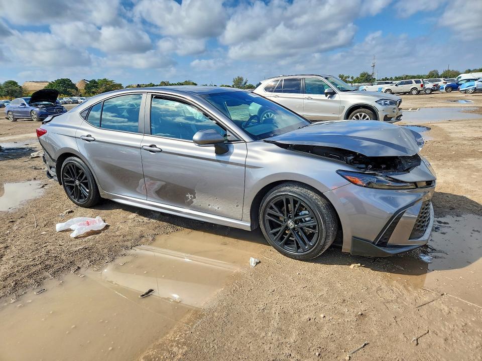 2025 Toyota Camry xse