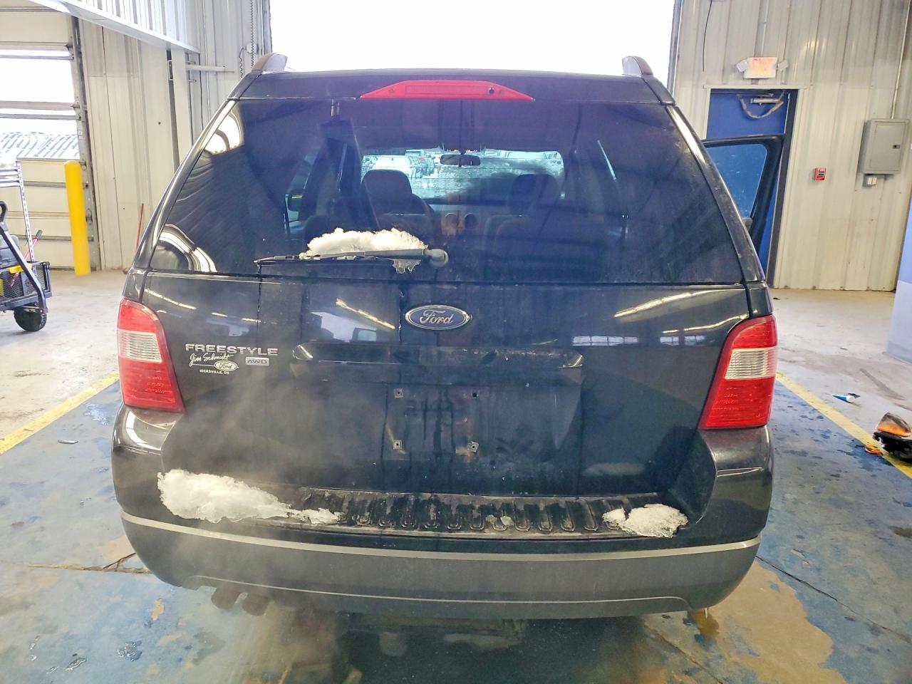 2005 Ford Freestyle se