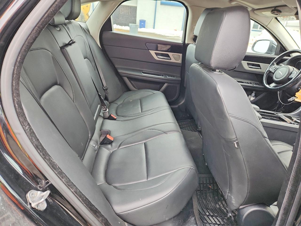2017 Jaguar Xf Premium