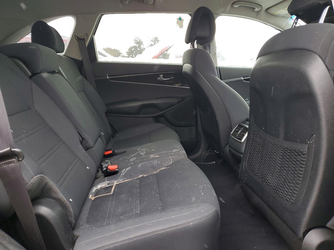 2016 KIA Sorento lx