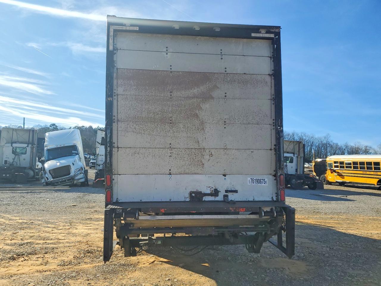 2016 Freightliner Business Class M2 BOX Truck