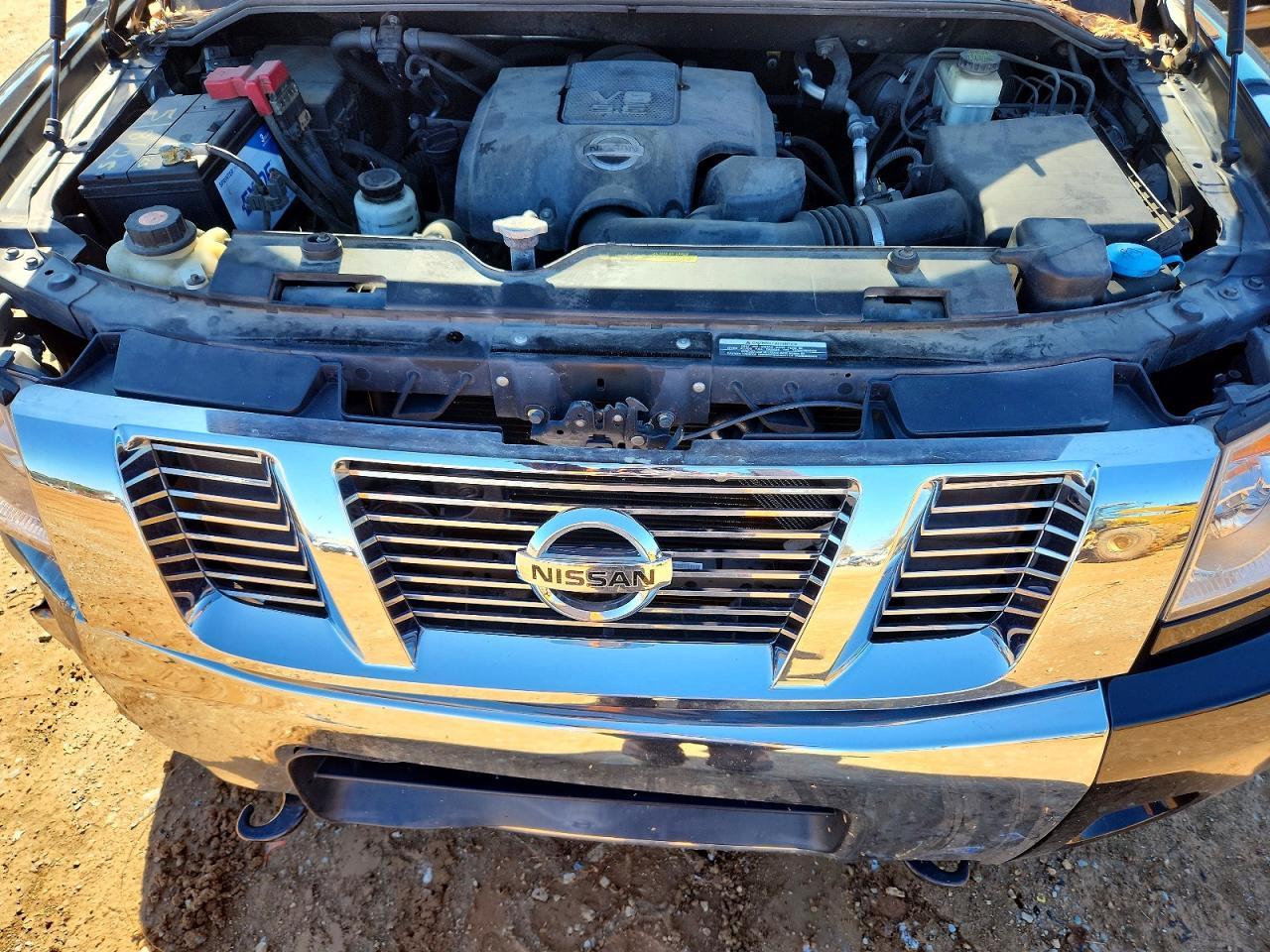 2015 Nissan Titan SL