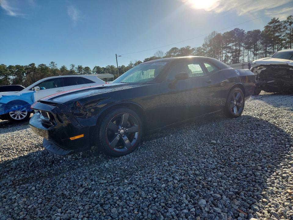 2013 Dodge Challenger sxt