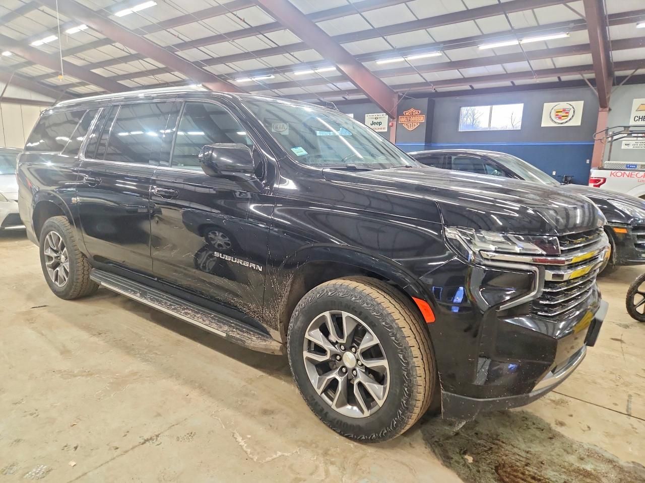 2021 Chevrolet Suburban K1500 lt