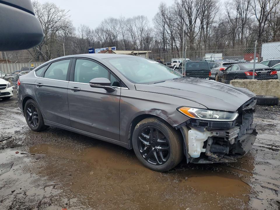 2014 Ford Fusion se