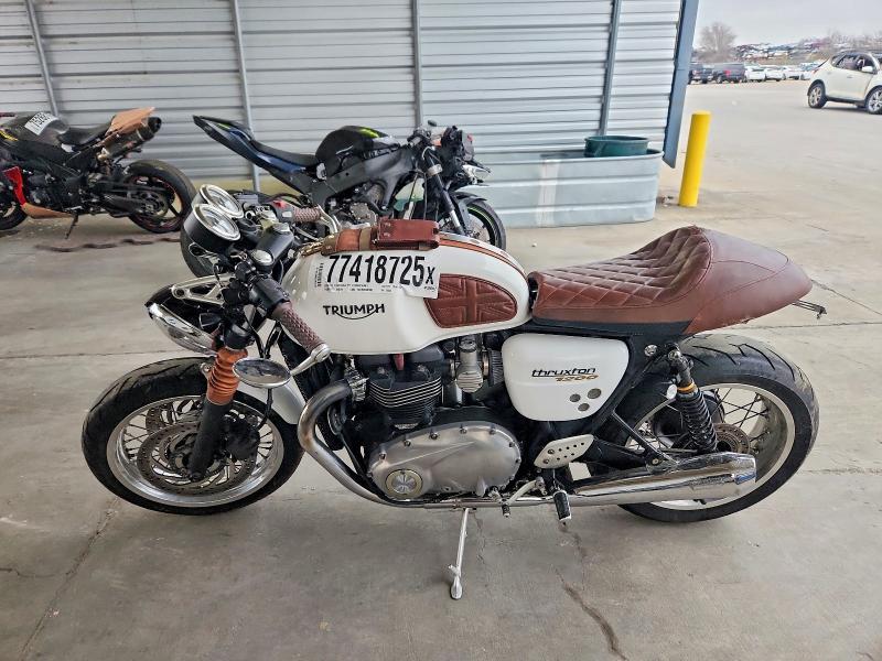 2016 Triumph Thruxton 1200