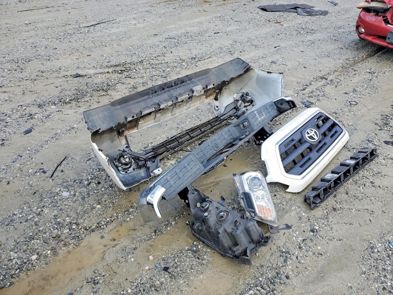 2016 Toyota Tacoma SR5 V6