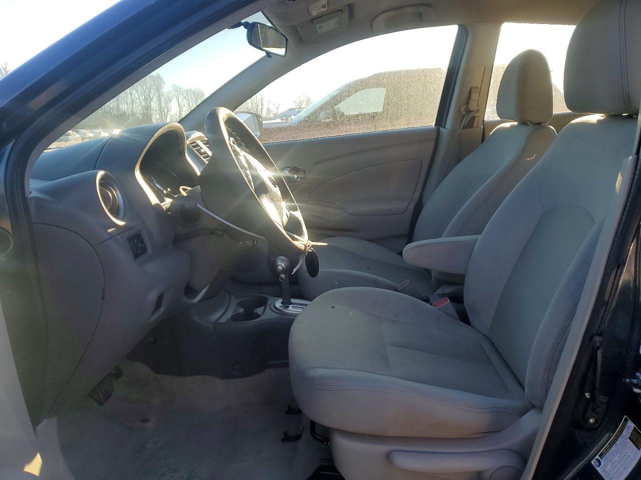 2015 Nissan Versa s