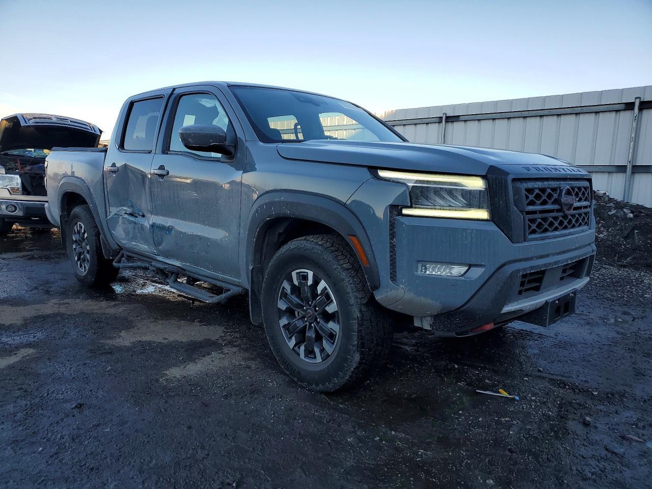 2023 Niss Frontier PRO-4X
