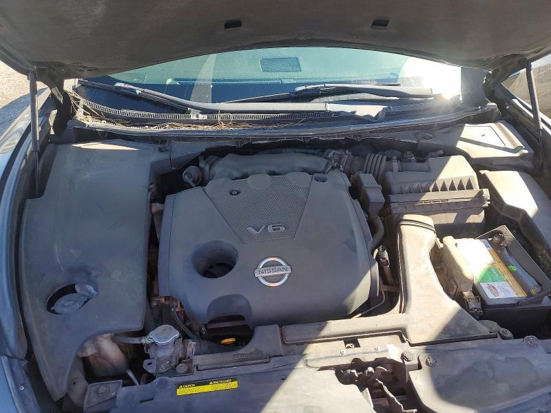 2012 Nissan Maxima s