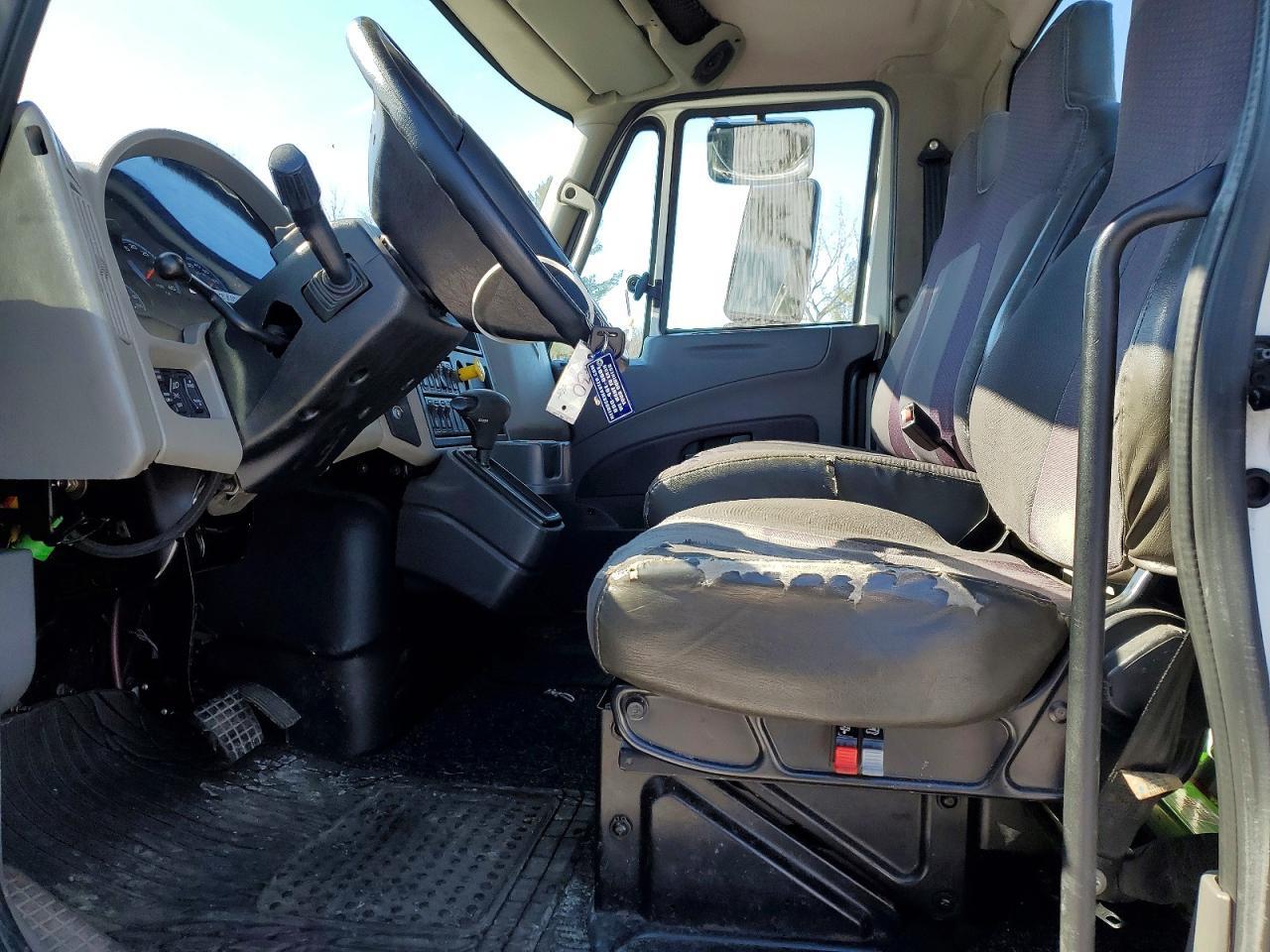 2019 International MA025