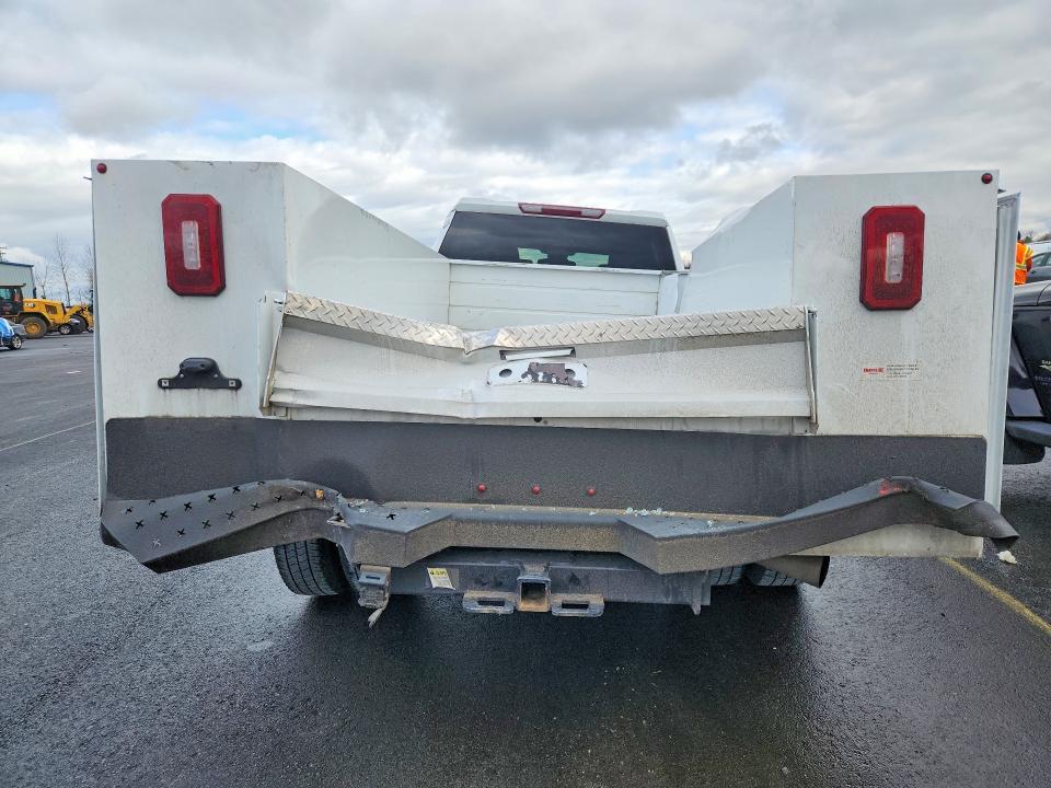 2024 Chev 3500