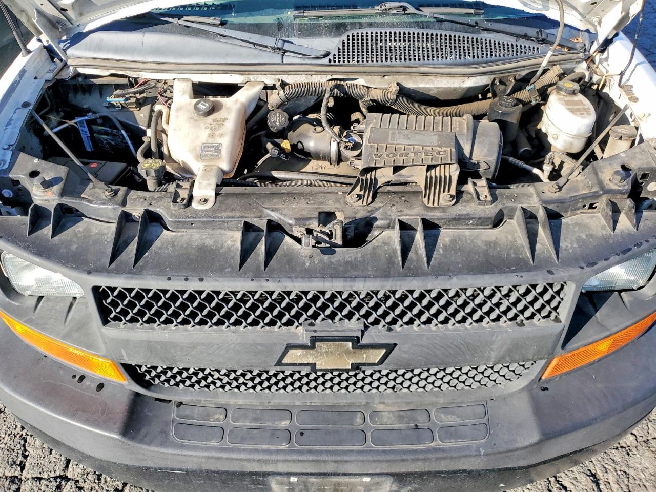 2013 Chevrolet Express 1500 Cargo Delivery Van
