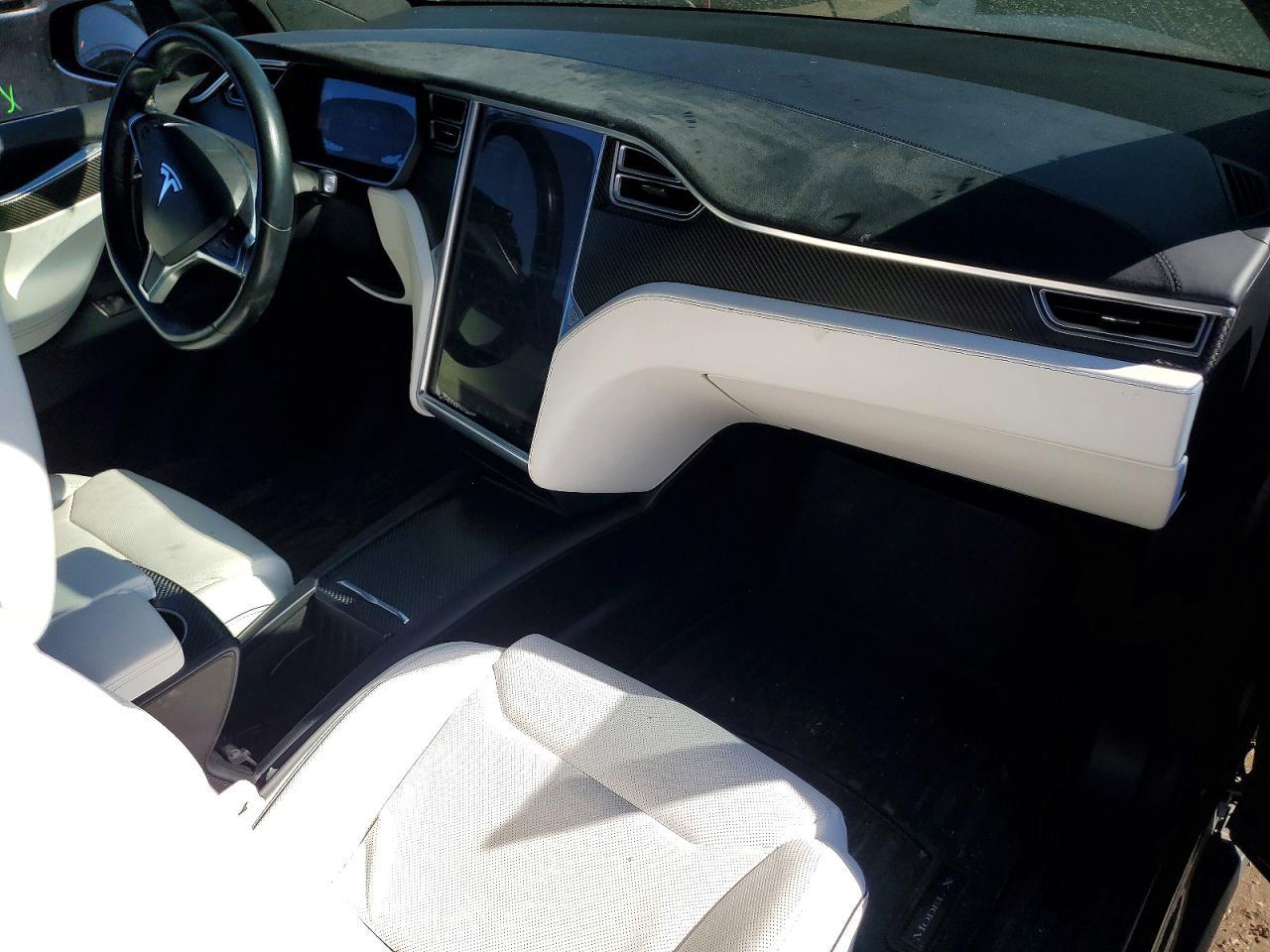2016 Tesla Model x