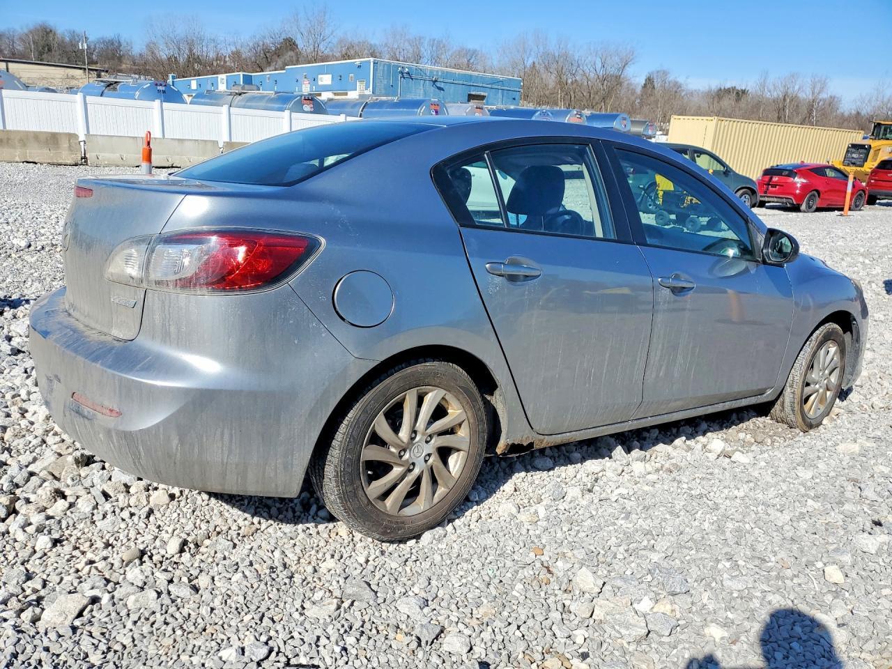 2012 Mazda 3 I