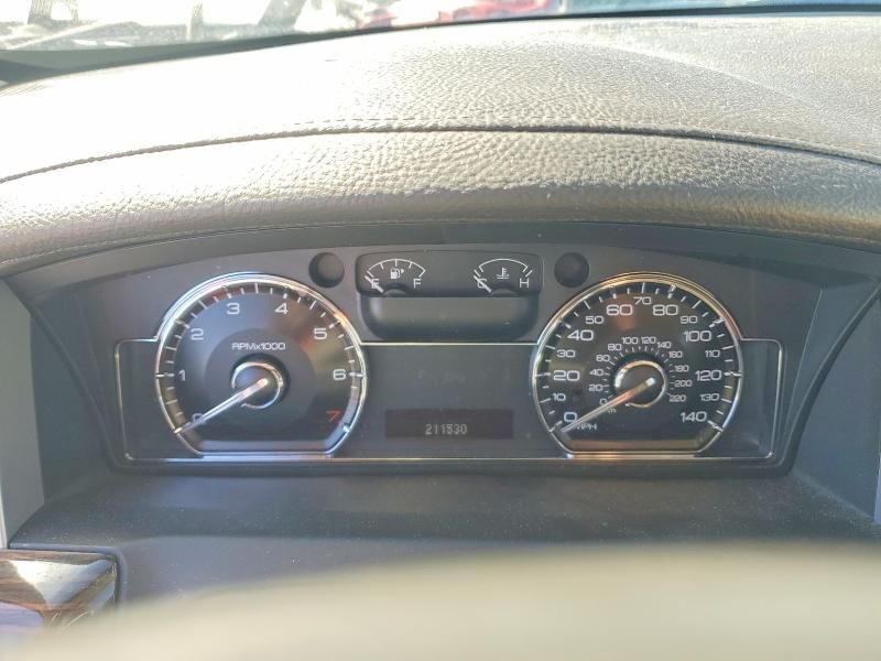 2009 Lincoln Townhouse MKS