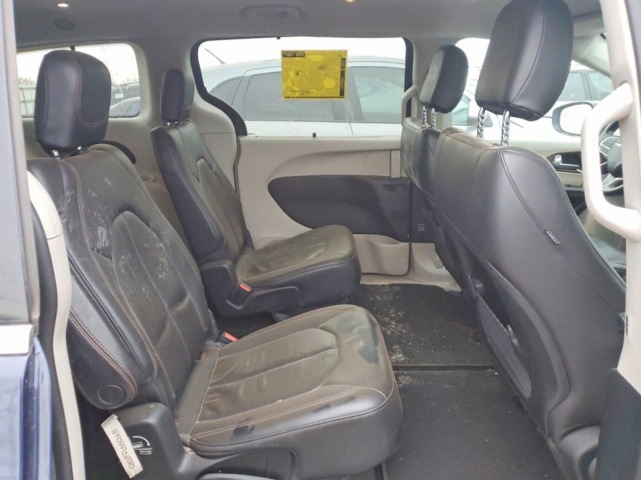 2018 Chrysler Pacifica Touring l