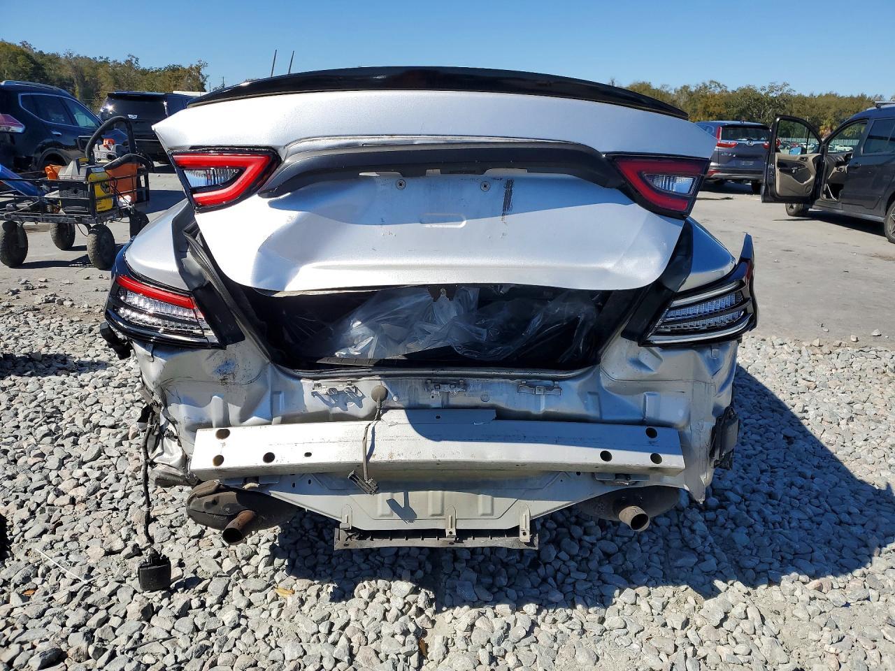 2019 Nissan Maxima s