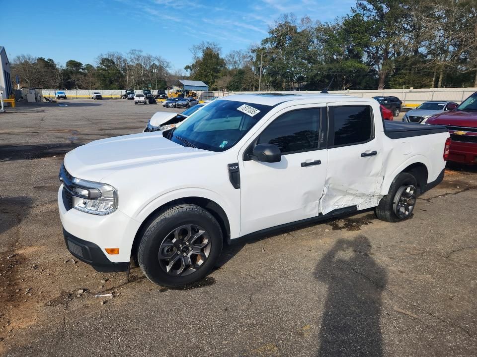 2022 Ford Maverick XL