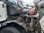 2016 Volvo VNL 670 Semi Truck