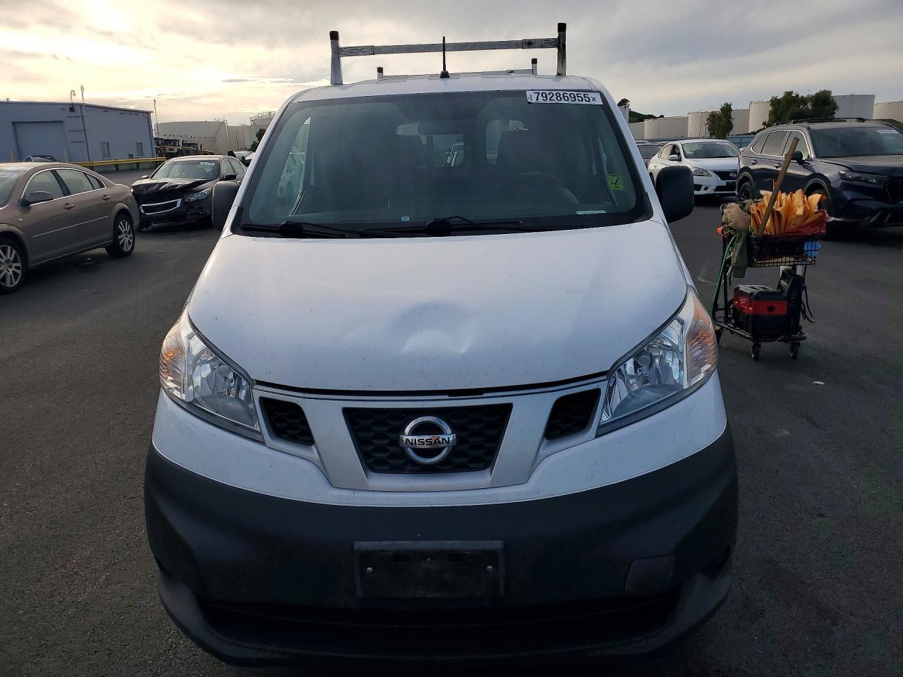 2017 Nissan NV200 S