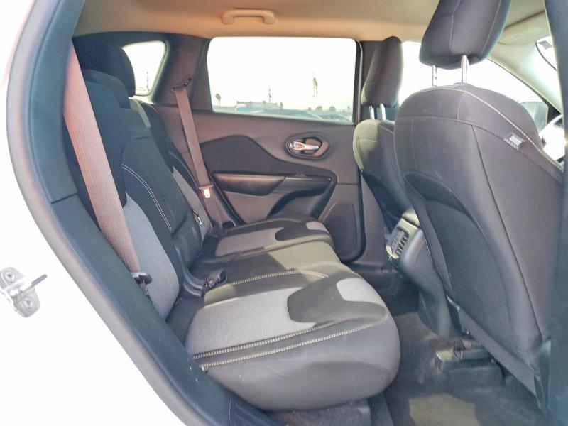 2014 Jeep Cherokee Sport