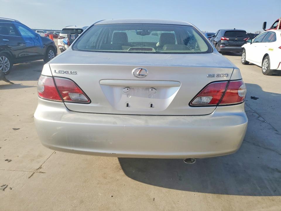 2002 Lexus Es 300 Base