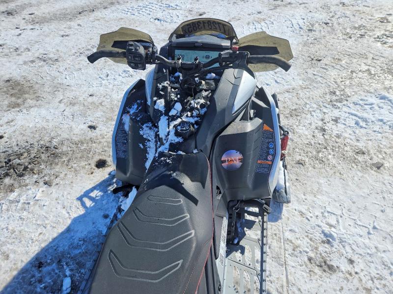 2024 Skidoo MXZ XRS850