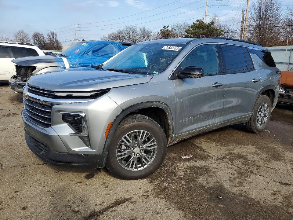 2025 Chevrolet Traverse lt