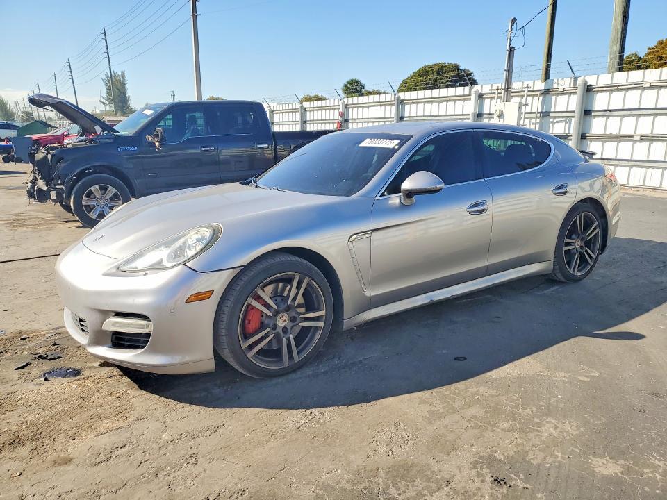 2011 Porsche Panamera Turbo