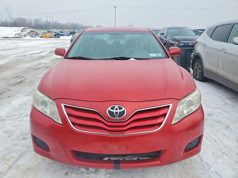2011 Toyota Camry le