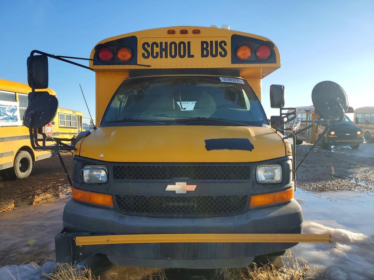 2010 Chev 2010 Thomas Minotour G3500-School Bus