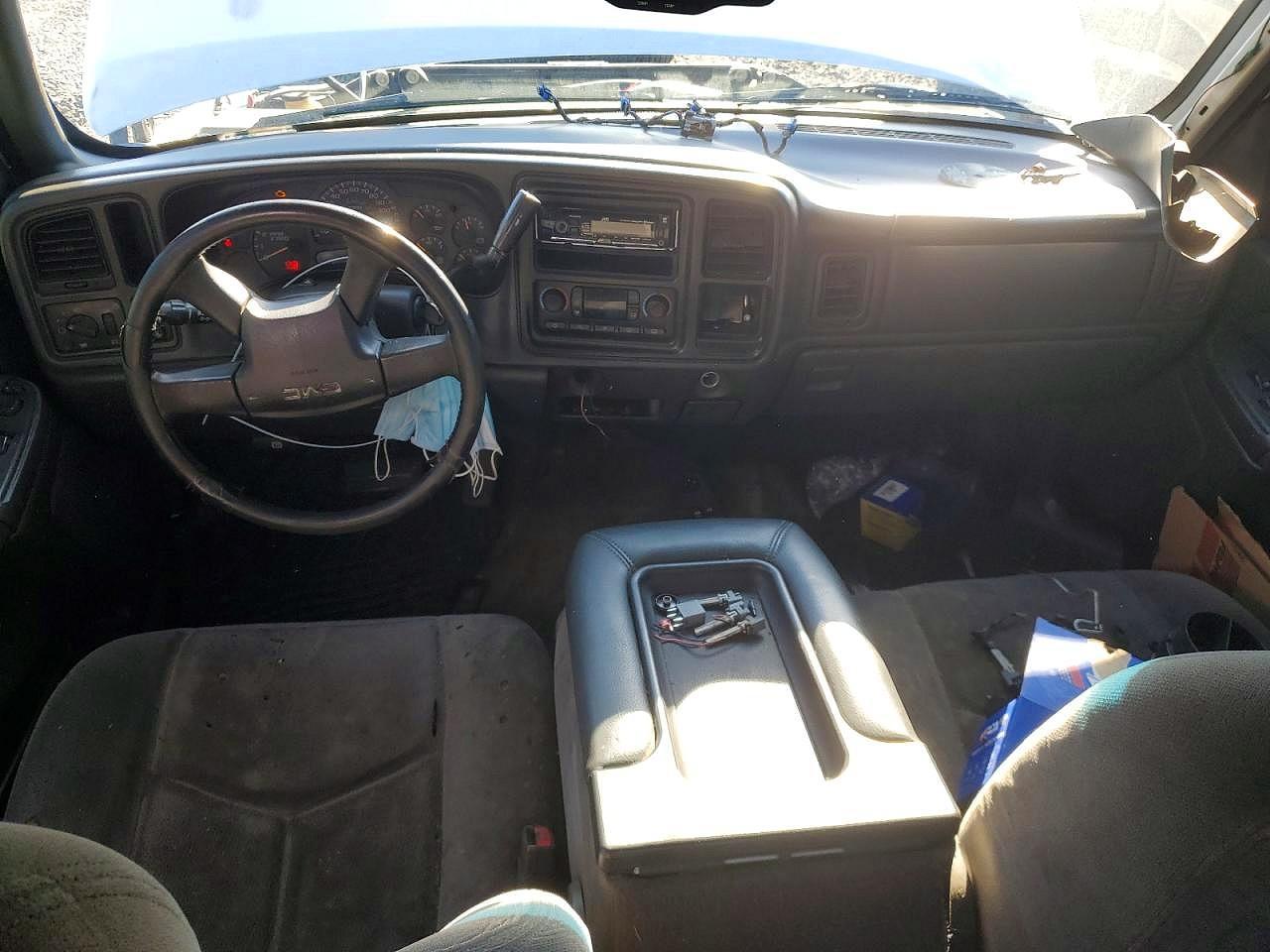 2005 GMC New Sierra C1500