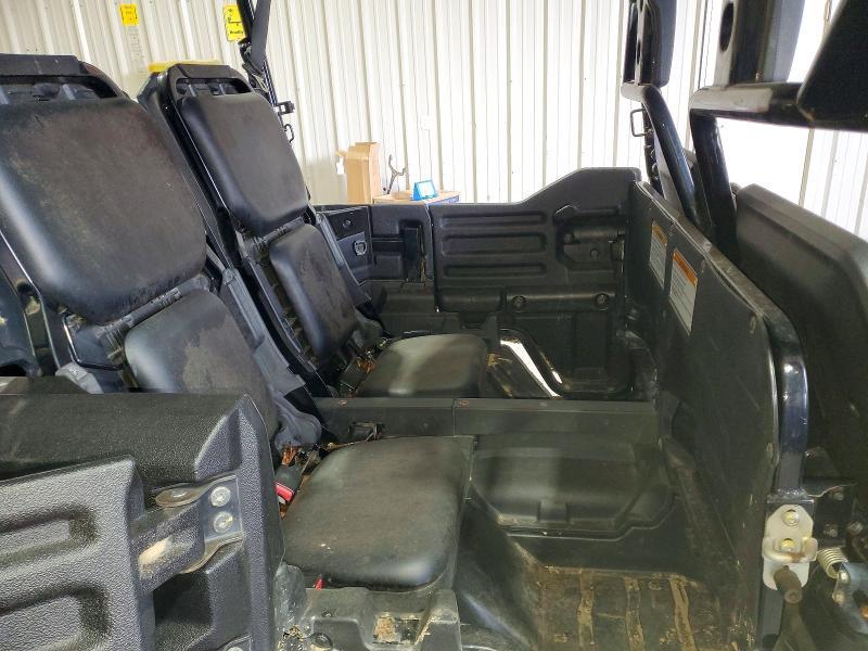 2015 Honda Pioneer 700 Golf Cart