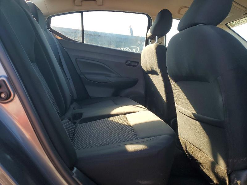 2022 Nissan Versa s