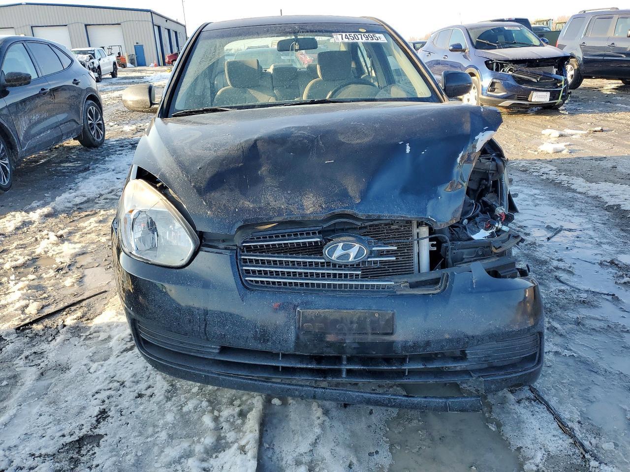2011 Hyundai Accent gls