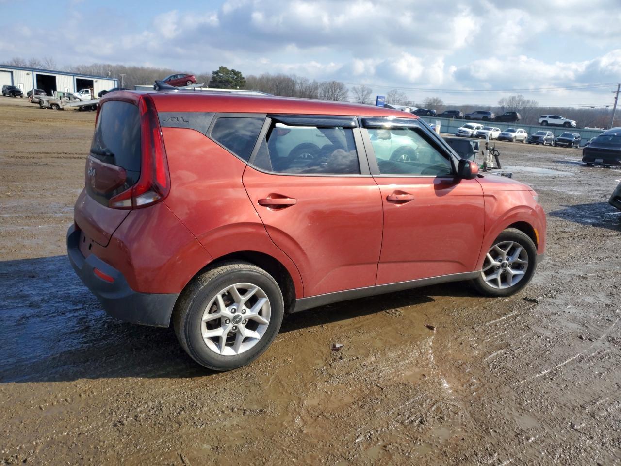 2022 KIA Soul s