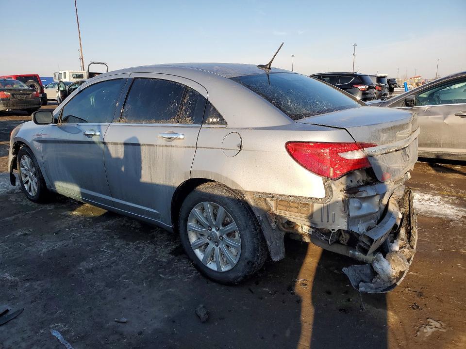 2013 Chrysler 200 Limited