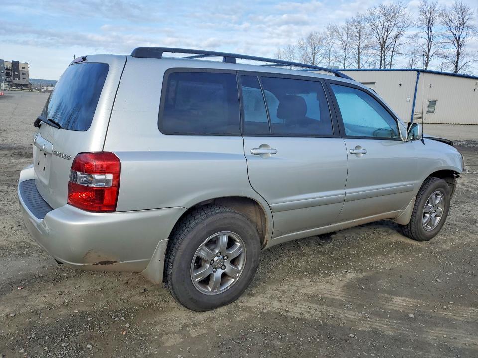 2005 Toyota Highlander Base