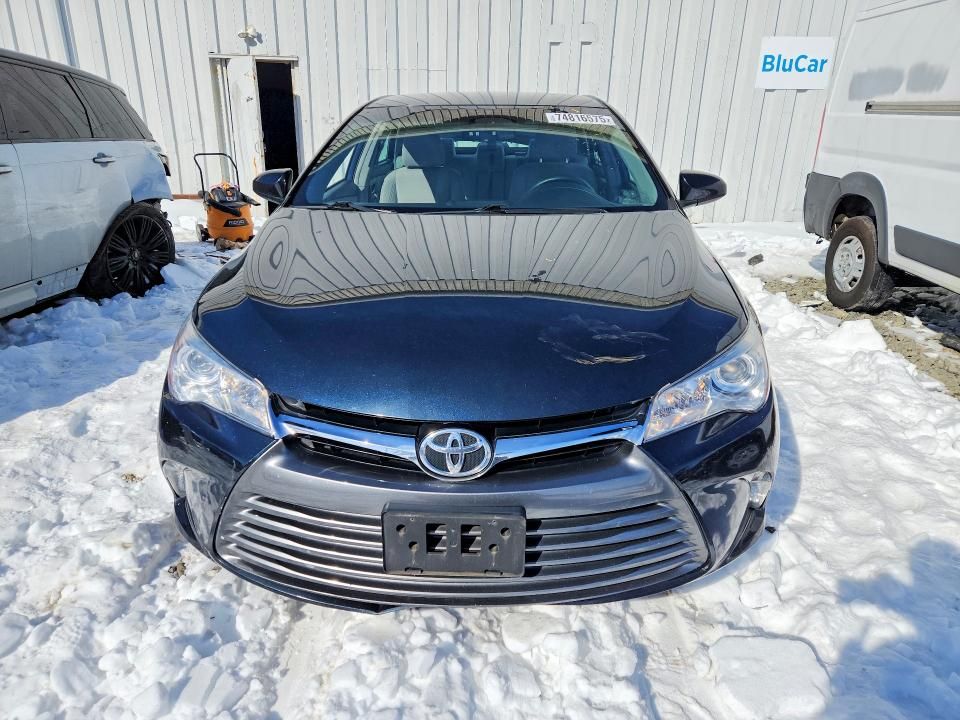 2017 Toyota Camry le